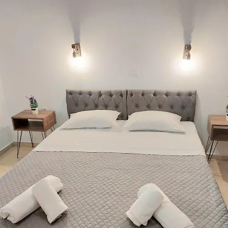 Athina Апартаменты